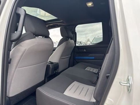 Used 2024 Toyota Tacoma TRD Off-Road w/ TRD Off Road Upgrade Package image 46