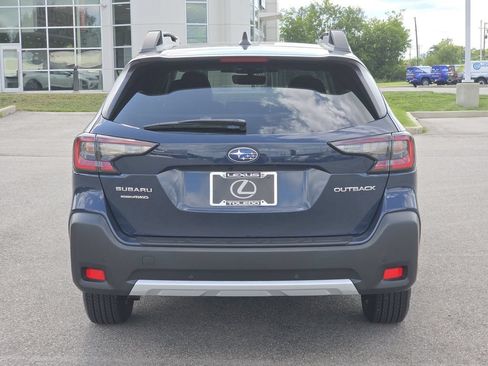 Used 2024 Subaru Outback Limited AWD/4WD image 9