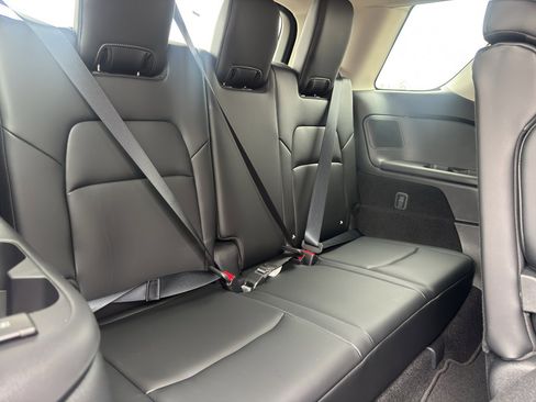 New 2026 Nissan Pathfinder Platinum image 18