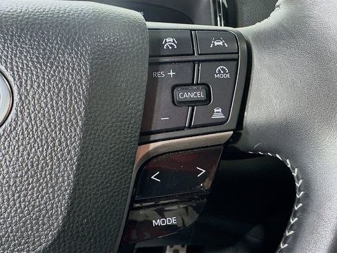 Used 2025 Toyota Camry SE FWD image 23
