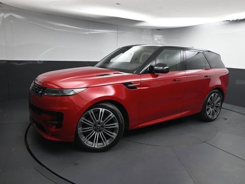 Used 2025 Land Rover Range Rover Sport Dynamic SE AWD/4WD image 1