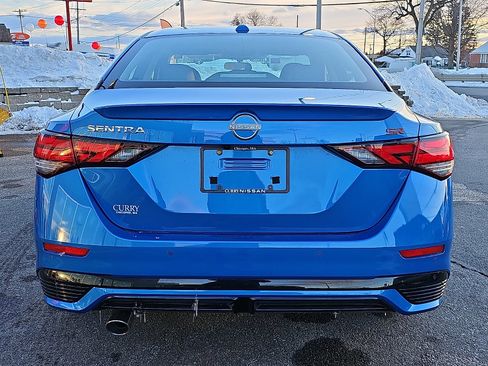 Used 2025 Nissan Sentra SR w/ SR Premium Package image 5