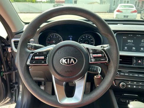 Used 2019 Kia Optima LX image 16