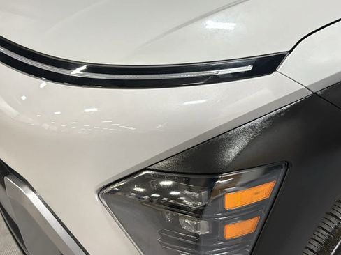 Used 2024 Hyundai Kona SEL w/ Convenience Package AWD/4WD image 7