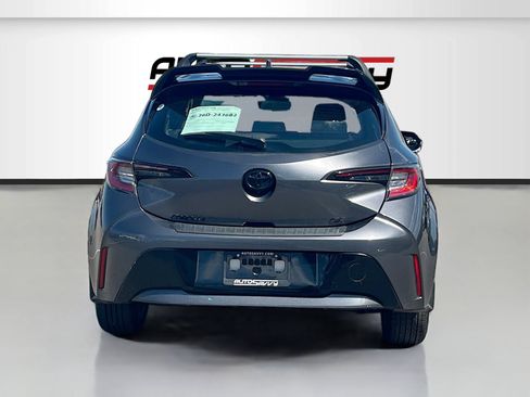 Used 2025 Toyota Corolla SE FWD image 6