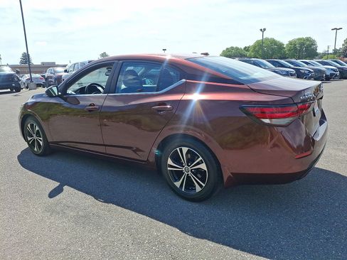 Used 2021 Nissan Sentra SV FWD image 4