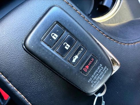 Used 2023 Lexus RC 300 image 14