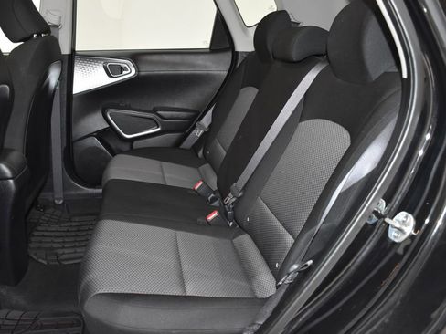 Used 2020 Kia Soul LX image 25