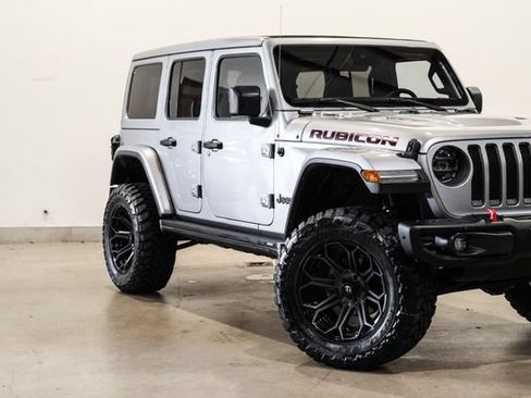 Used 2020 Jeep Wrangler Unlimited Rubicon AWD/4WD image 25