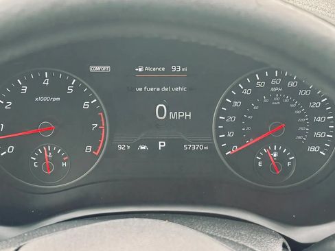 Used 2018 Kia Stinger GT2 AWD/4WD image 16