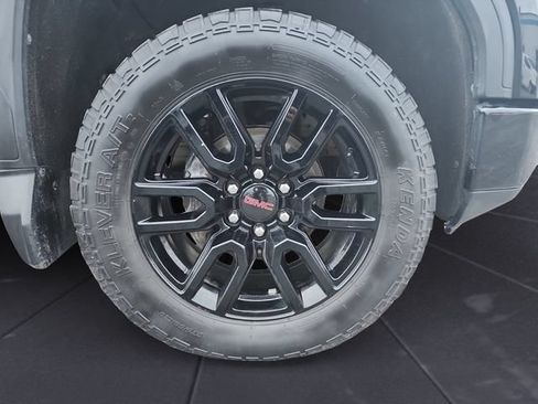 Used 2020 GMC Sierra 1500 Elevation w/ Elevation Value Package AWD/4WD image 22