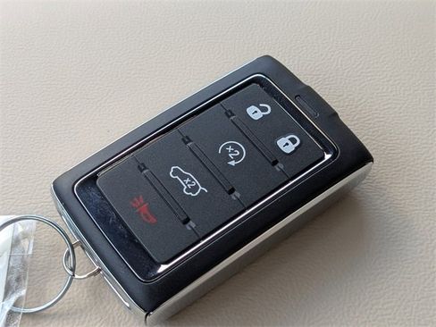 New 2025 Jeep Grand Cherokee Limited w/ Luxury Tech Group II image 30