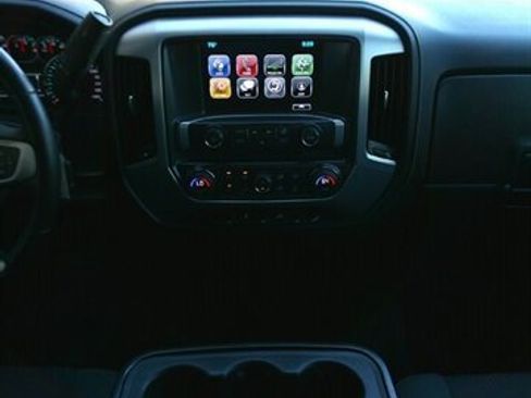 Used 2017 GMC Sierra 1500 SLE w/ SLE Value Package image 36