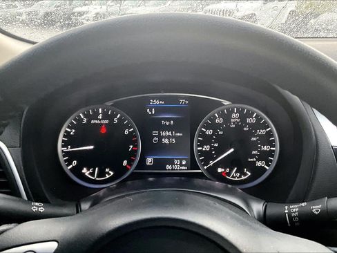 Used 2019 Nissan Sentra SV w/ Special Edition Package FWD image 19