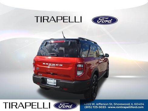 Certified 2022 Ford Bronco Sport Outer Banks w/ Tech Package AWD/4WD image 9