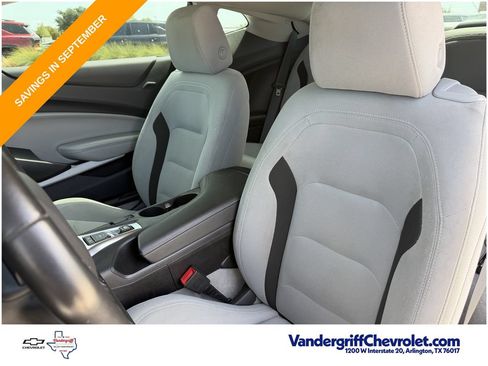 Used 2023 Chevrolet Camaro LT RWD image 22