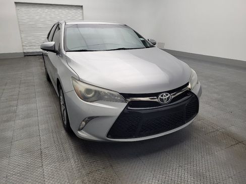 Used 2016 Toyota Camry SE image 14