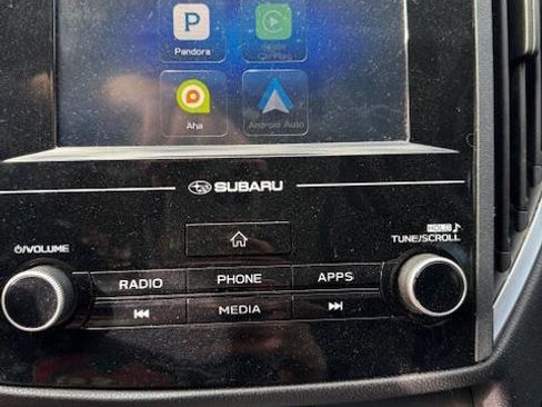 Used 2017 Subaru Impreza 2.0i Premium w/ BSD & Rcta/SRF/Eyesight image 46