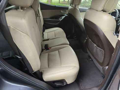 Used 2017 Hyundai Santa Fe Sport image 13