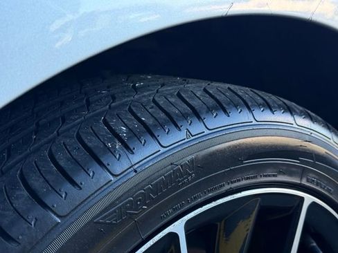 Used 2024 Toyota Camry SE image 11