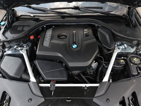 Used 2018 BMW 530i w/ Premium Package RWD image 55
