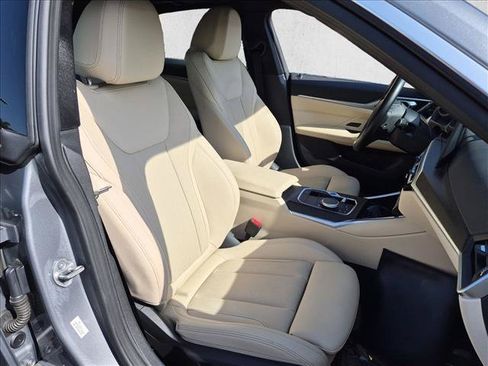 Used 2024 BMW i4 eDrive40 w/ Premium Package RWD image 21