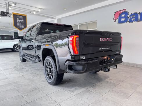Certified 2024 GMC Sierra 2500 AT4 w/ AT4 Preferred Package AWD/4WD image 5