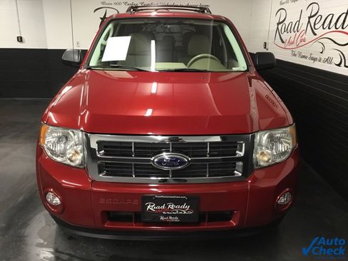 Used 2011 Ford Escape XLT image 4