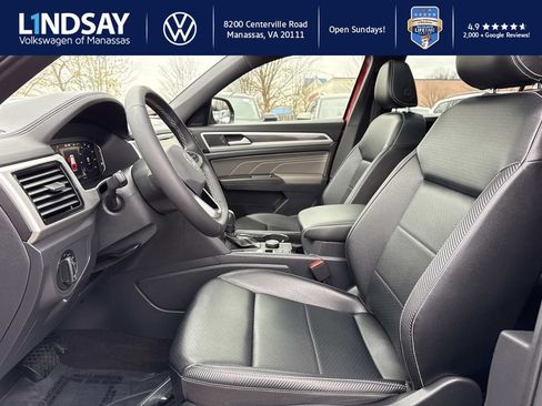 Used 2022 Volkswagen Atlas Cross Sport SEL image 9