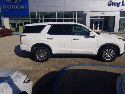 Used 2023 Hyundai Palisade SE w/ Cargo Package image 8