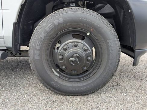 New 2026 RAM 3500 Tradesman image 10