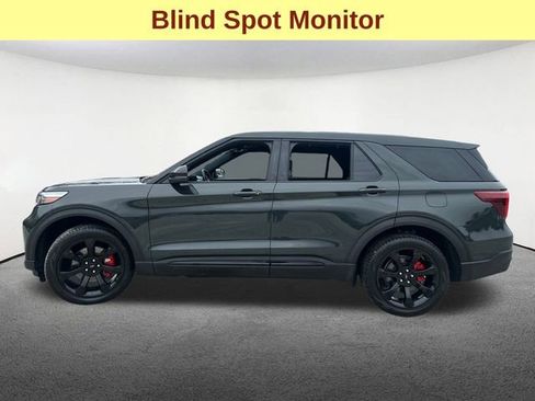 Used 2022 Ford Explorer ST w/ ST Street Pack image 6