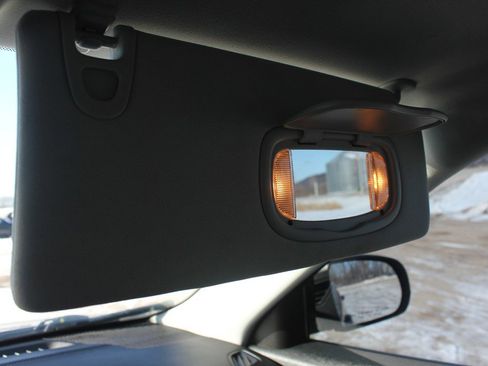 Used 2019 Jeep Cherokee Limited w/ Luxury Group image 25