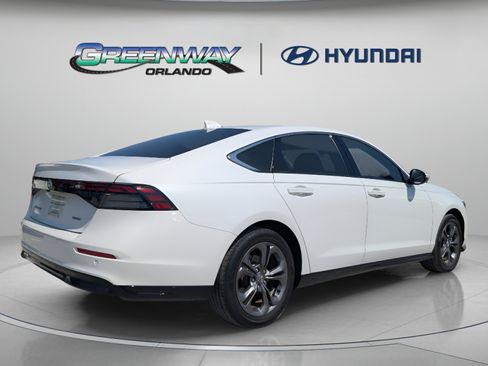 Used 2023 Honda Accord EX-L image 8