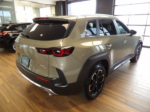 Certified 2023 MAZDA CX-50 Meridian Edition w/ Cargo Package AWD/4WD image 6