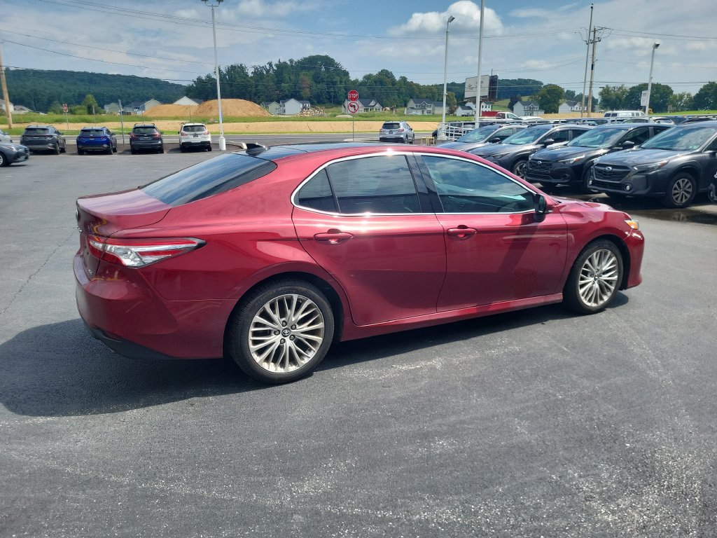 Used 2018 Toyota Camry XLE w/ Driver Assist Package FWD image 5