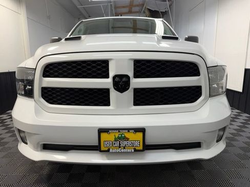 Used 2019 RAM 1500 Express w/ Wheel & Sound Group AWD/4WD image 2