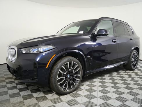 Used 2026 BMW X5 xDrive40i w/ M Sport Package image 7