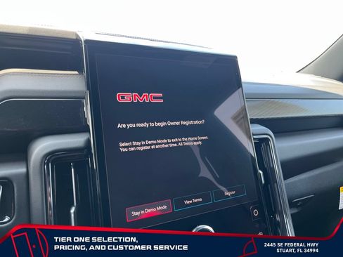 New 2026 GMC Yukon XL AT4 w/ AT4 Premium Plus Package AWD/4WD image 31