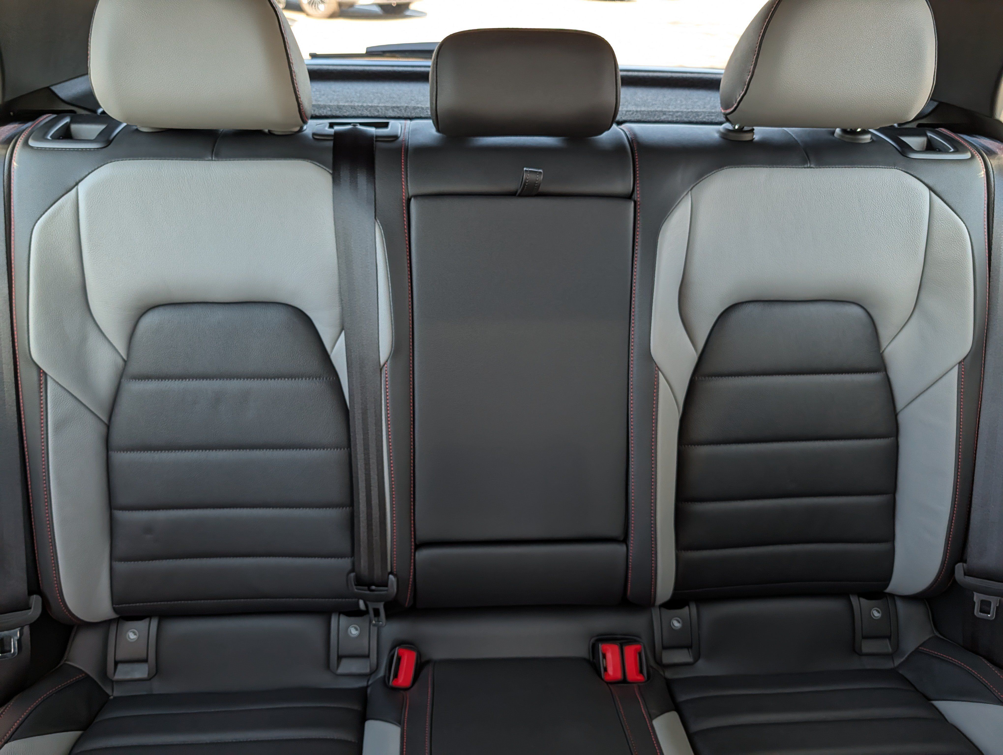 Certified 2024 Volkswagen GTI SE FWD image 13