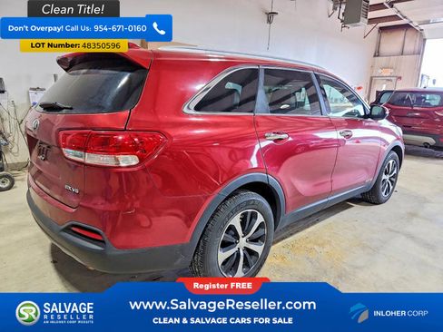 Used 2016 Kia Sorento EX AWD/4WD image 4