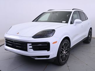 Certified 2025 Porsche Cayenne video 1