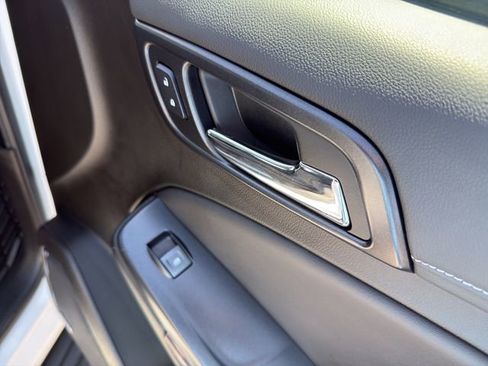 Used 2020 GMC Yukon XL SLT AWD/4WD image 15
