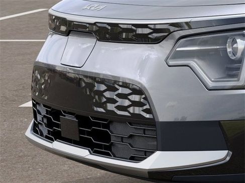 New 2025 Kia Niro Wind image 12