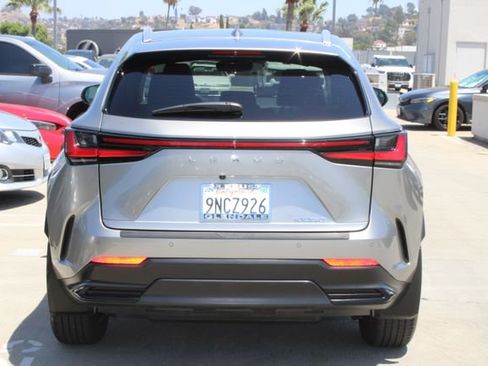 Certified 2025 Lexus NX 250 FWD image 20
