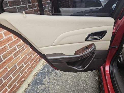 Used 2013 Chevrolet Malibu LT FWD image 7
