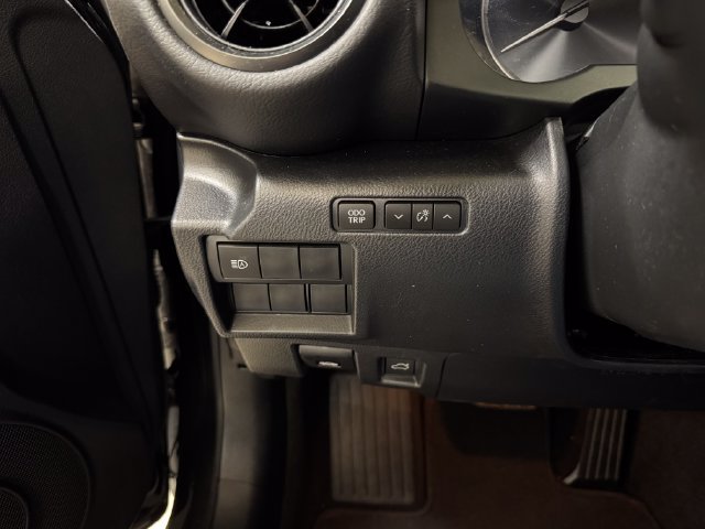 Used 2024 Lexus IS 300 w/ Comfort Package RWD image 10