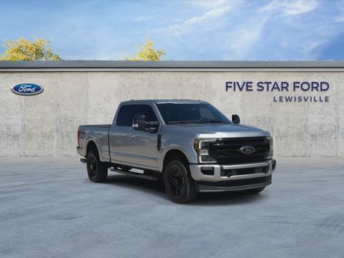 Used 2022 Ford F350 Lariat w/ Black Appearance Package AWD/4WD image 9