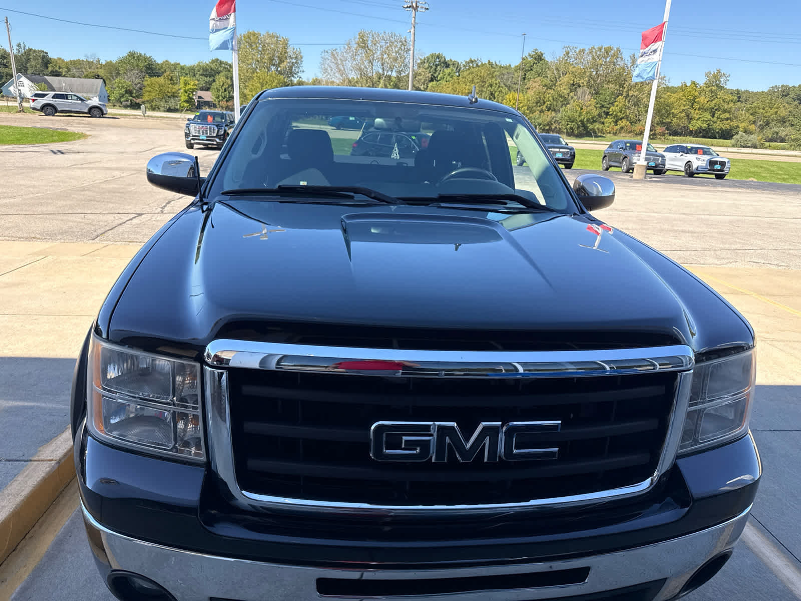 Used 2011 GMC Sierra 1500 SLE w/ Power Tech Package AWD/4WD image 2