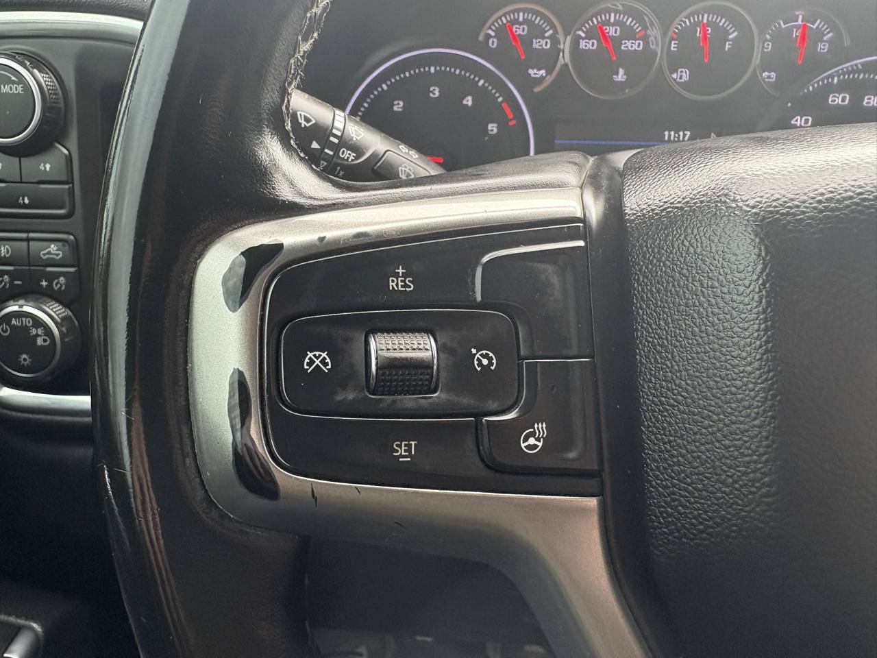 Used 2023 Chevrolet Silverado 2500 LT w/ Convenience Package AWD/4WD image 24